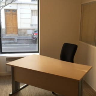 Bureau privé 9 m² 2 postes Location bureau Rue Renon Vincennes 94300 - photo 5